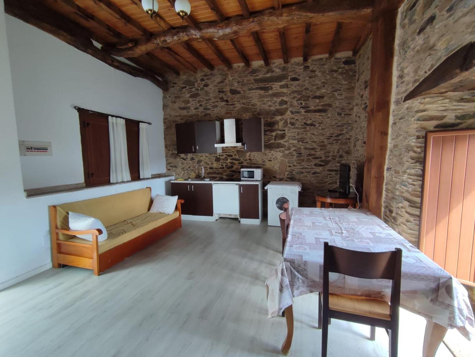 Vila Peregrina-Taxi Gratis Арсуа Екстер'єр фото